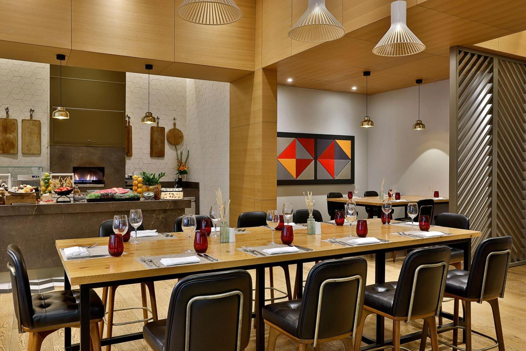 Sheraton Astana Hotel المظهر الخارجي الصورة The Kitchen