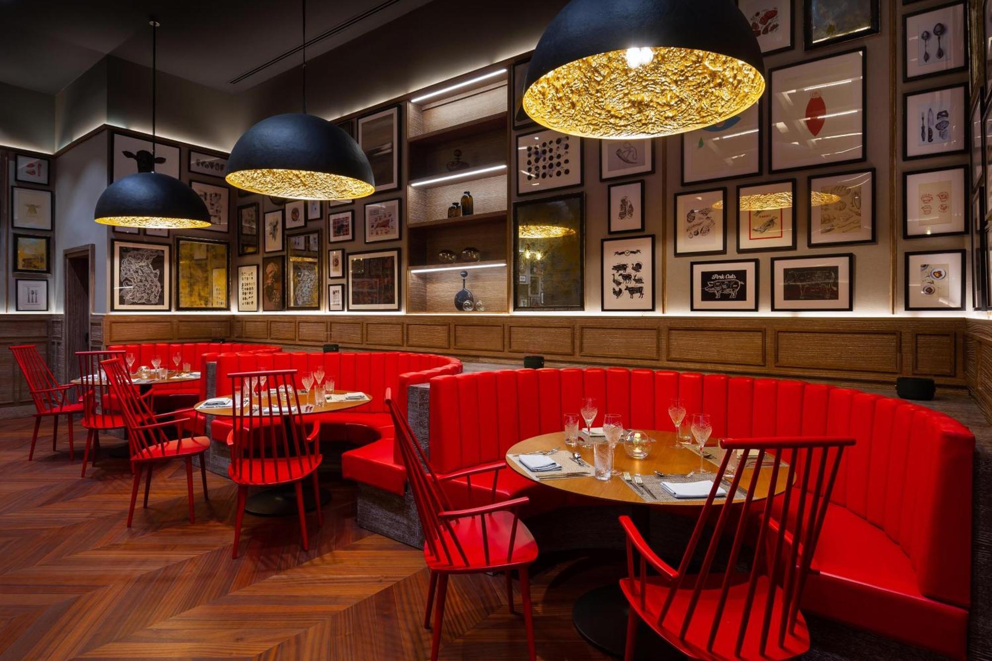 Sheraton Astana Hotel المظهر الخارجي الصورة Interior of the restaurant